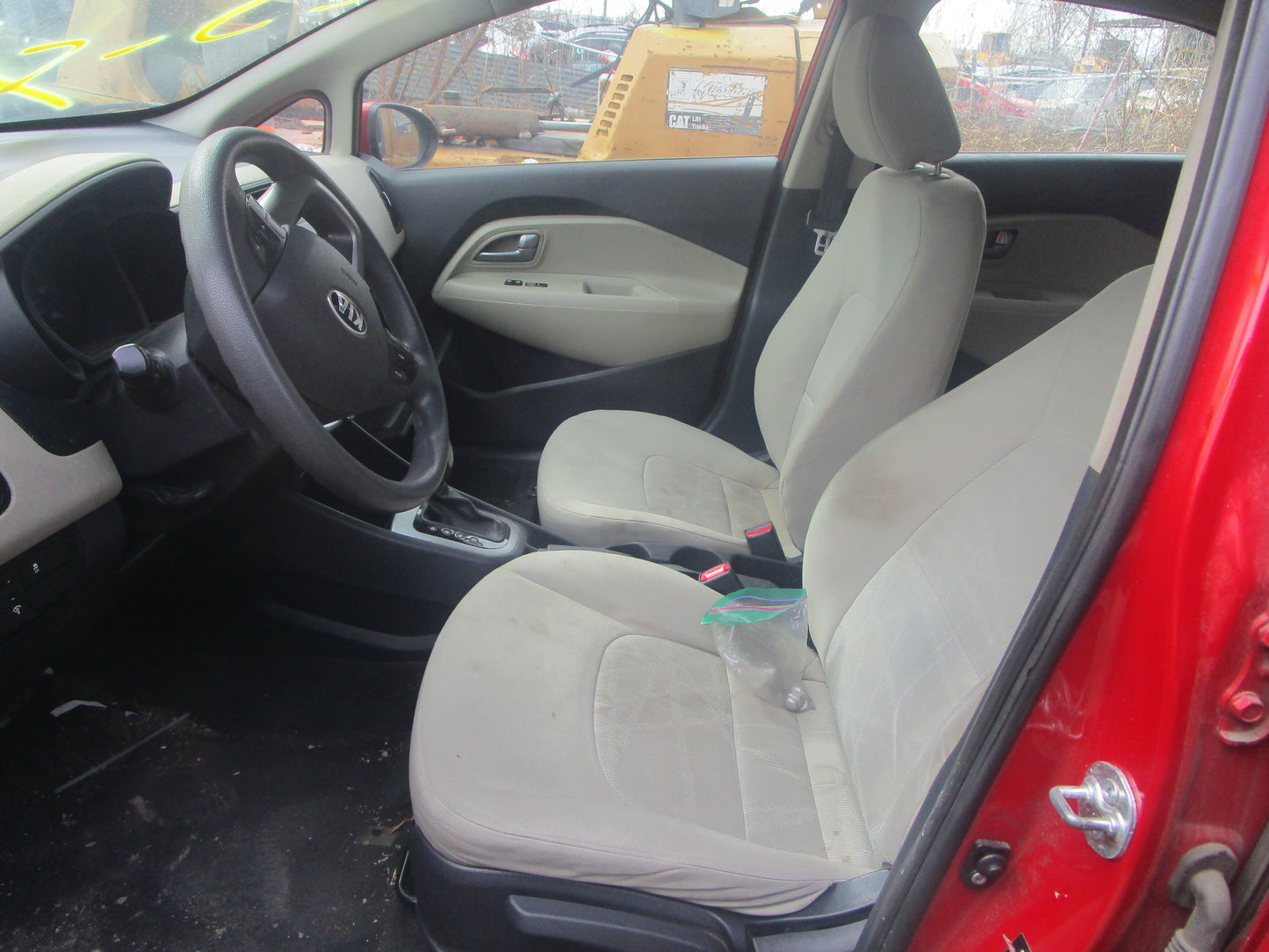 1/2 2012 - 2017 Kia Rio Htbk | All Parts A - F | SKU #:16834 CS-4