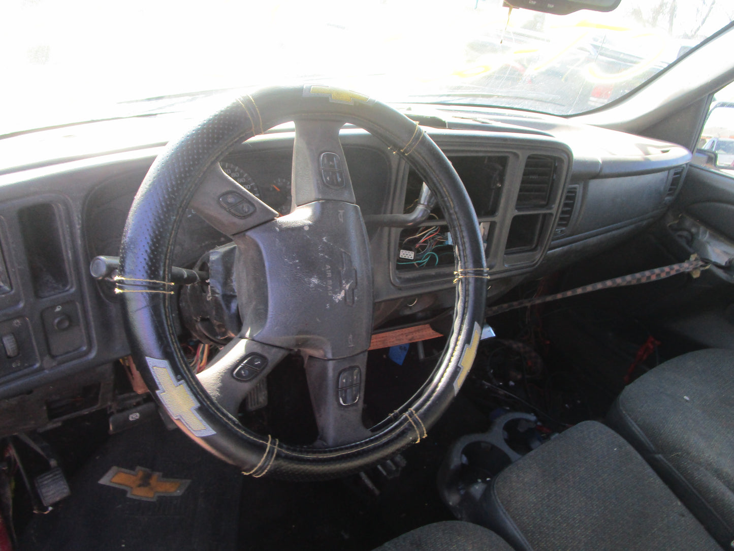 1/2 2000 - 2006 Chevrolet Silverado | All Parts A - F | SKU #: 16870 CT-20