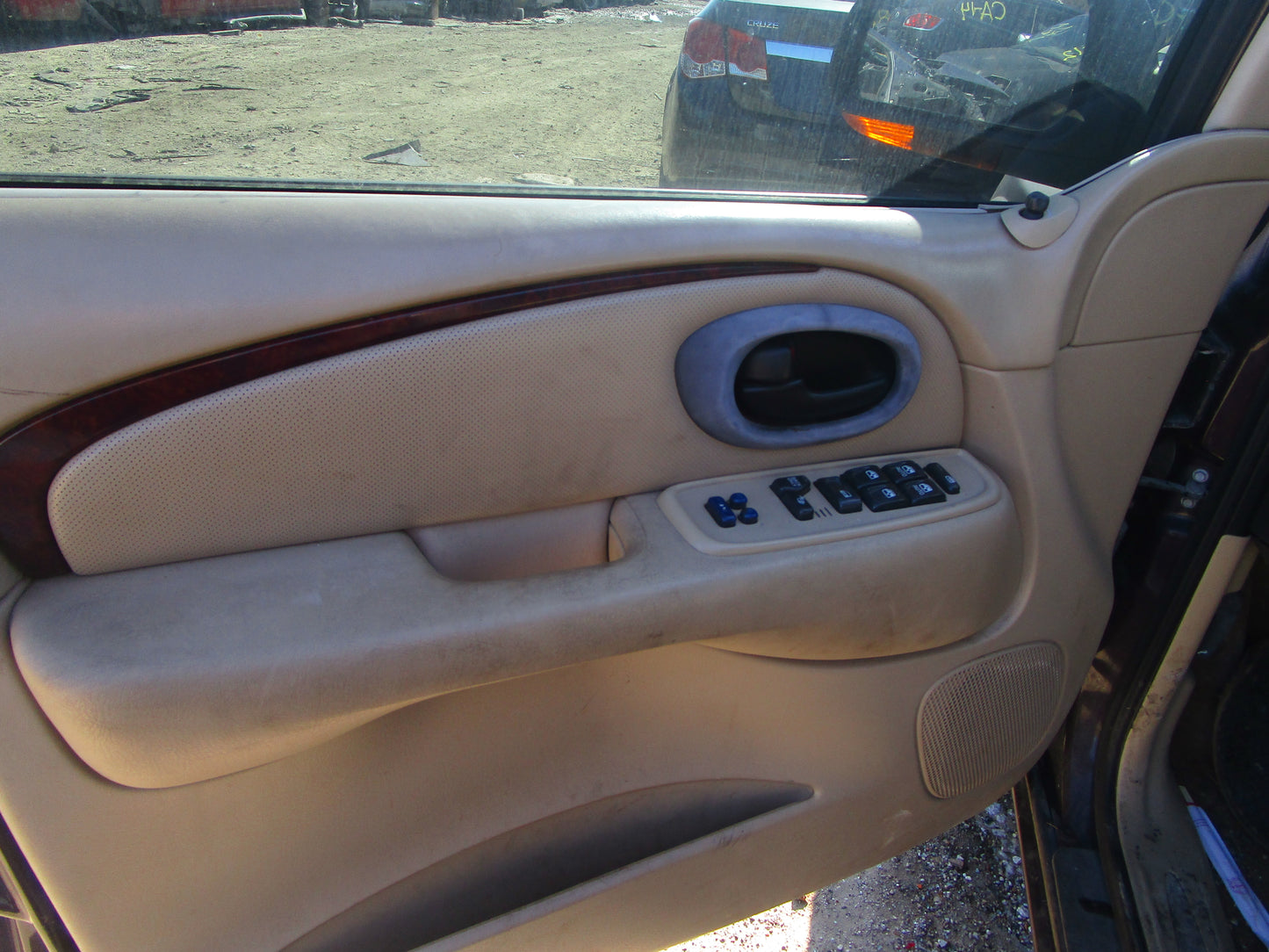2/2 2002 - 2004 Oldsmobile Bravada | All Parts G - Z | SKU #: 16858 CT-8