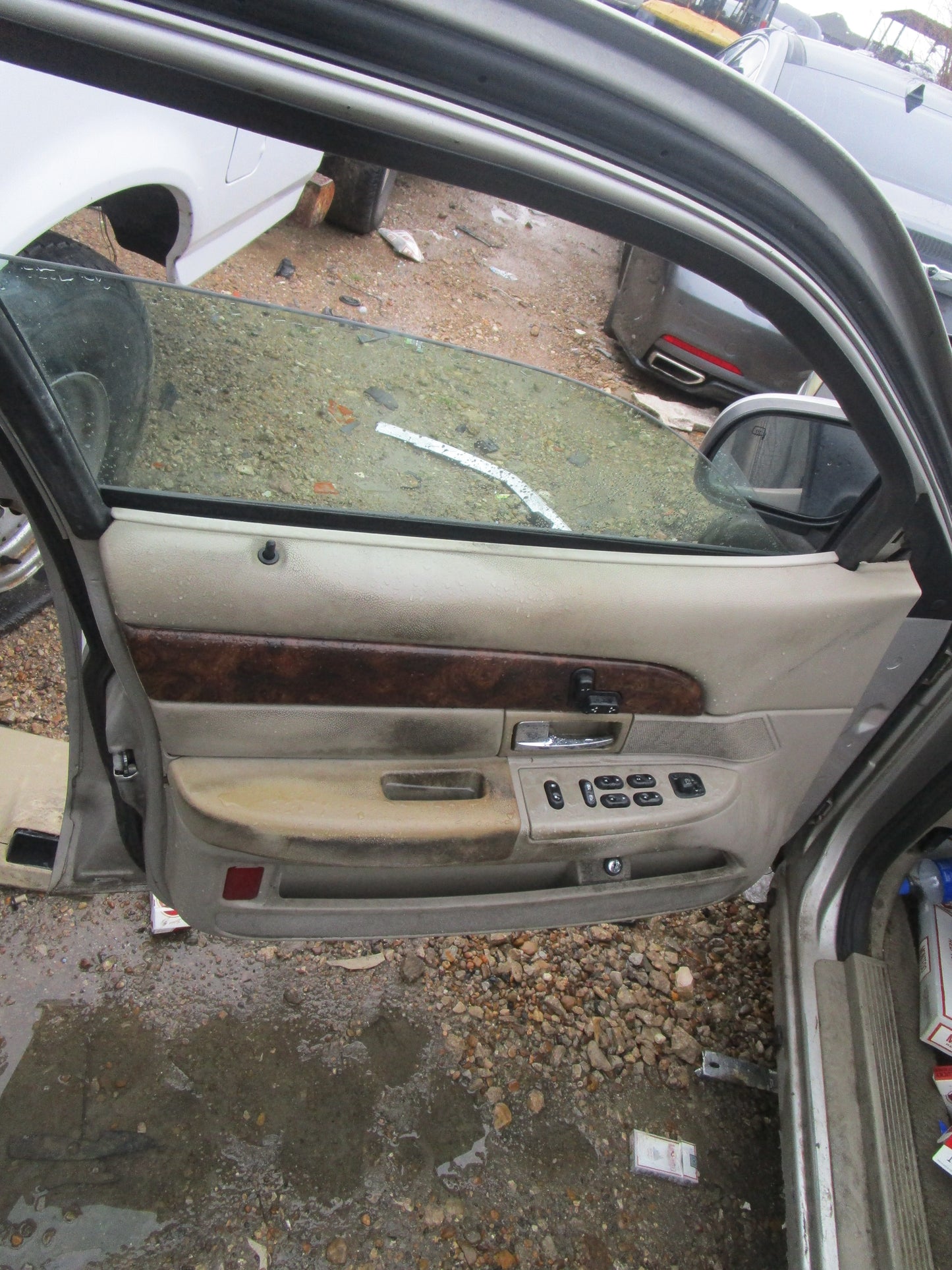 2/2 2003 - 2011 Mercury Grand Marquis LS | All Parts G - Z | SKU #:16877 - CA-7