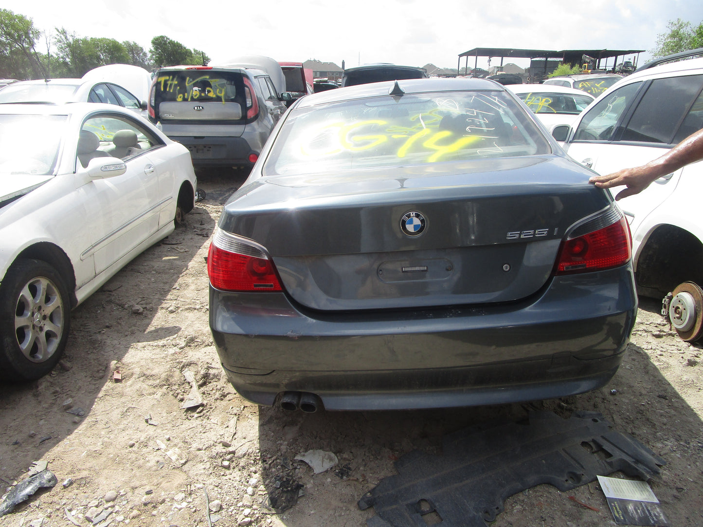 1/2 2004 - 2010 BMW 525i | All Parts A - F | SKU #: 16204 CG-14