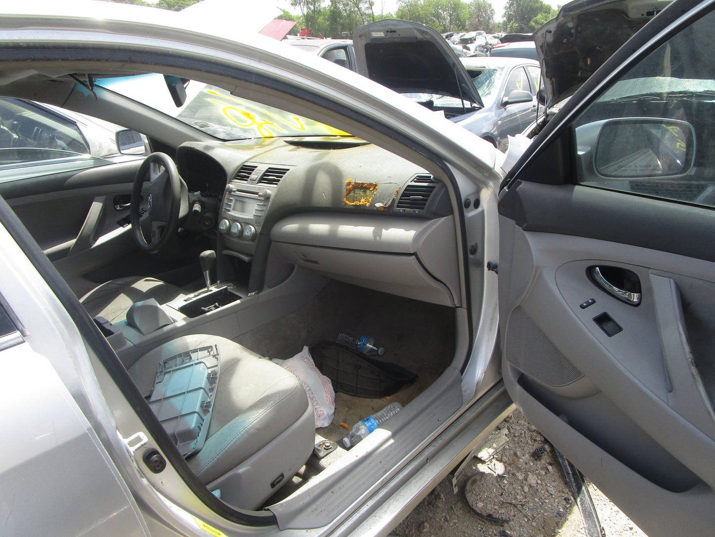 1/2 2007 - 2011 Toyota Camry | All Parts A - F | SKU #: 16208 CG-18