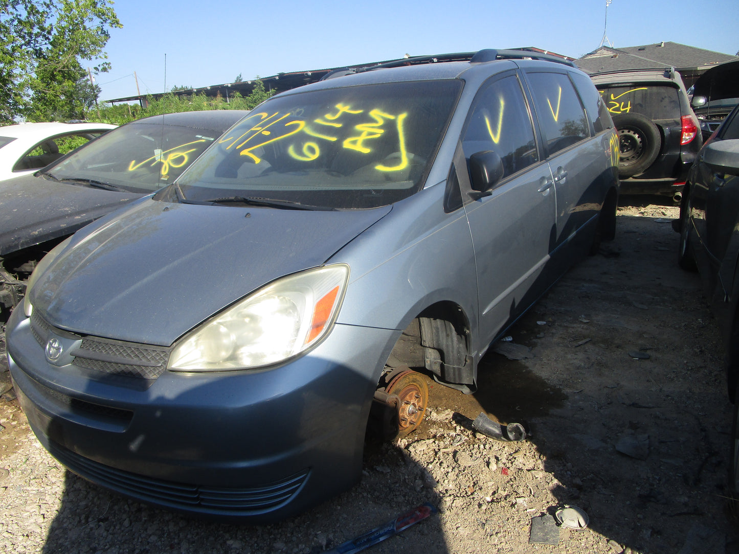 1/2 2005 - 2010 Toyota Sienna | All Parts A - F | SKU #: 16212 CH-2