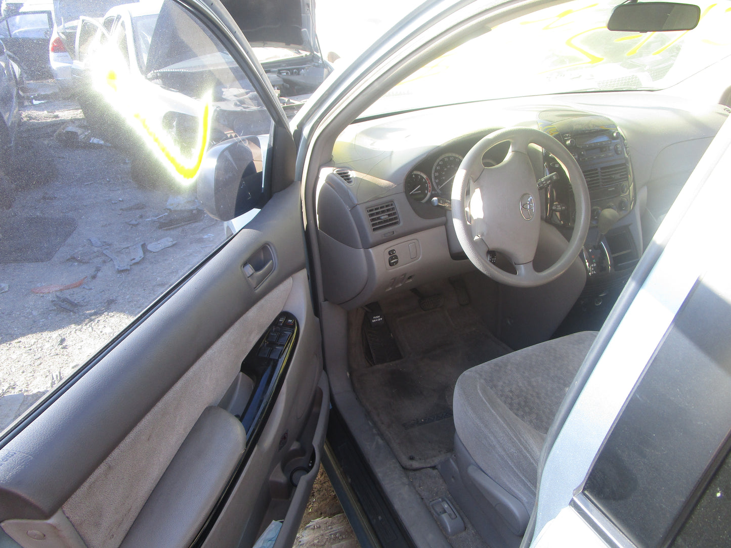 2/2 2005 - 2010 Toyota Sienna | All Parts G - Z | SKU #:16212 CH-2