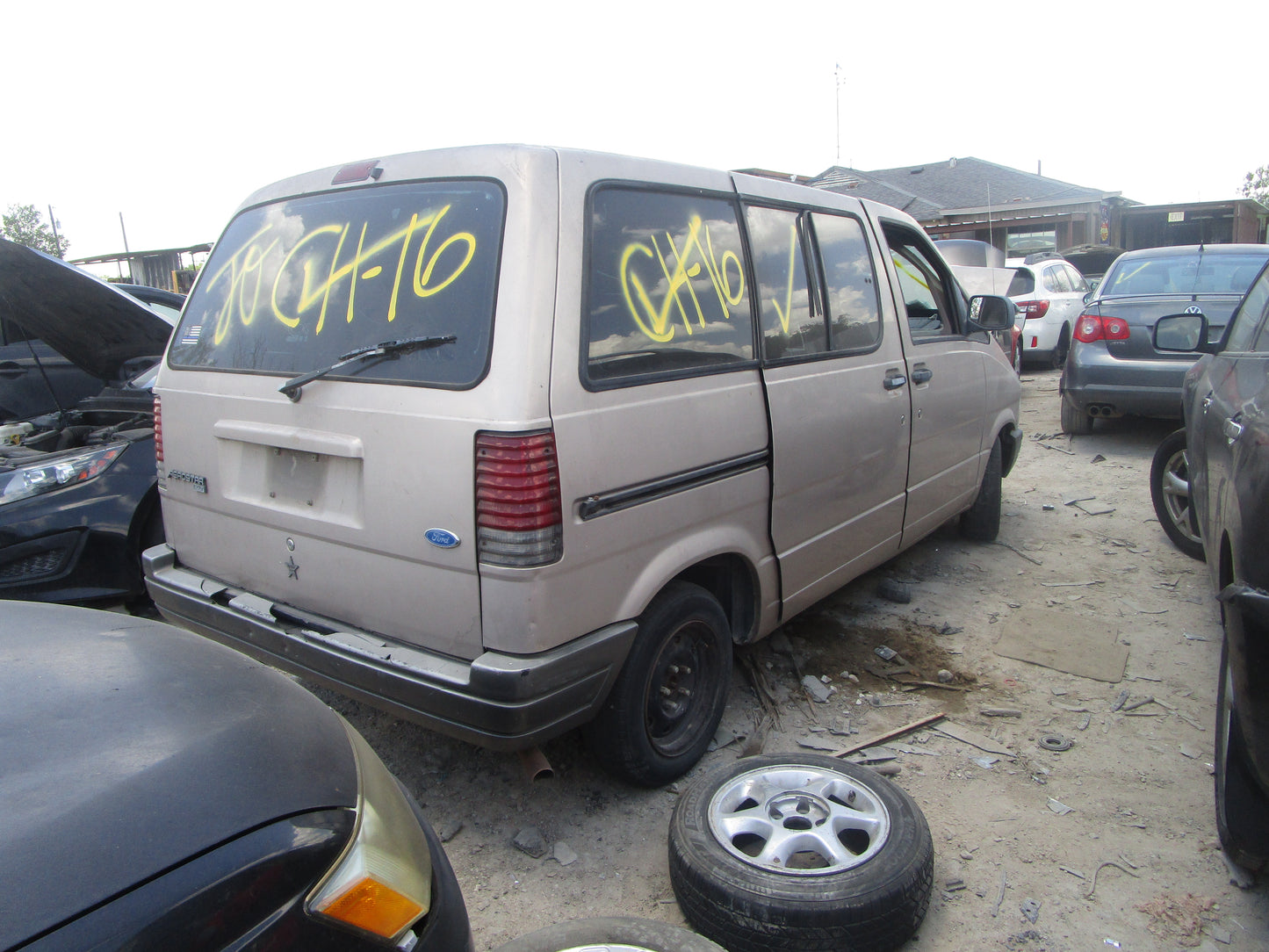 1/2 1997 Ford Aerostar | All Parts A - F | SKU #: 16226 CH-16