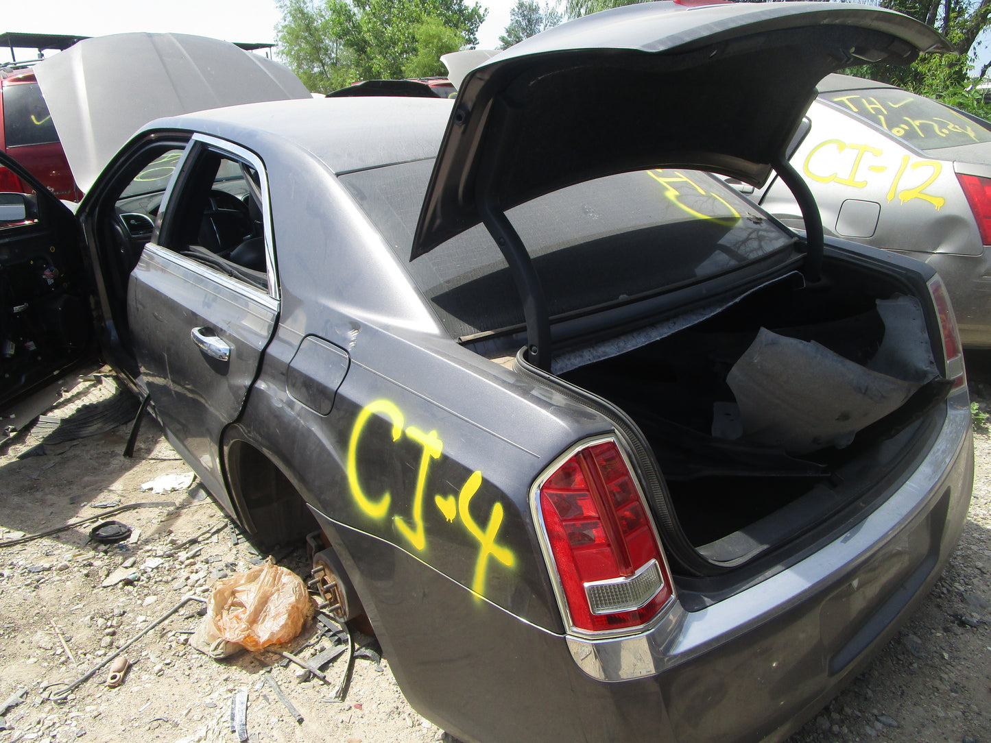 2/2 2011 - 2014 Chrysler 300 | All Parts G - Z | SKU #: 16234 CI-4