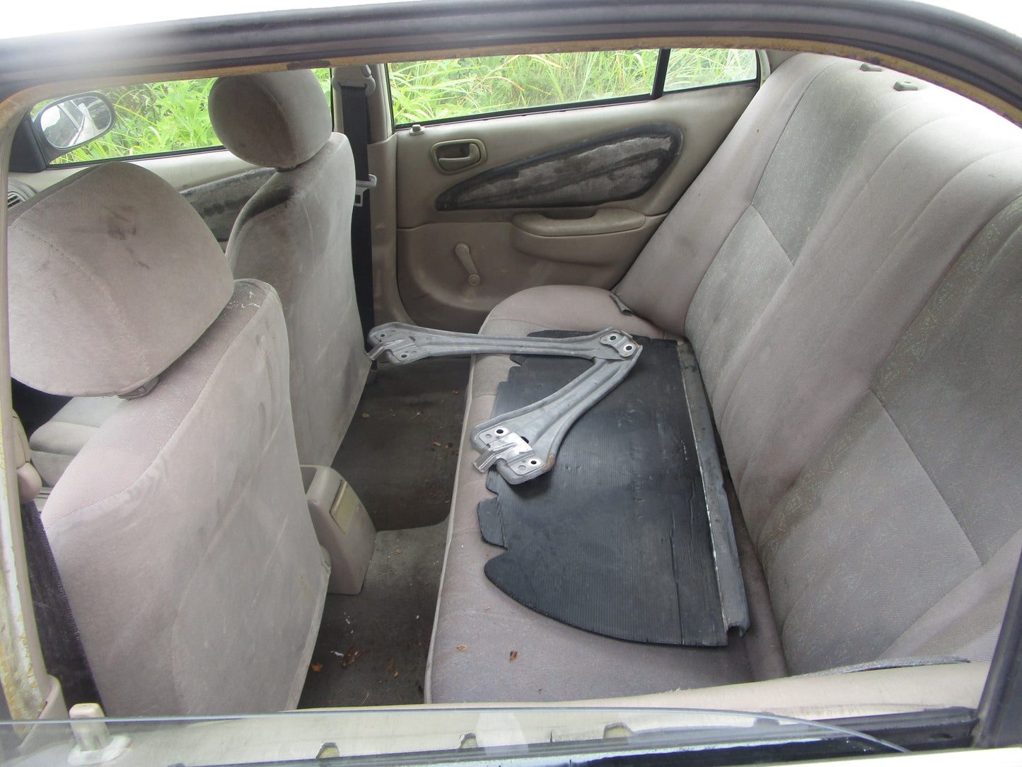 1/2 1999 Toyota Corolla | All Parts A - F | SKU #:16260 CJ-10