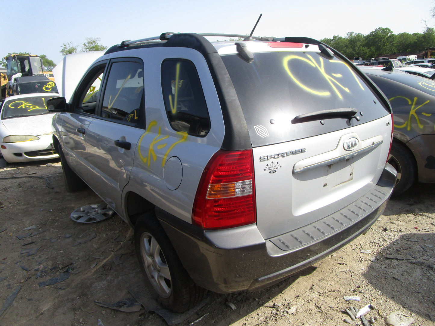 2/2 2005 - 2010 Kia Sportage | All Parts G - Z | SKU #:16277 CK-7