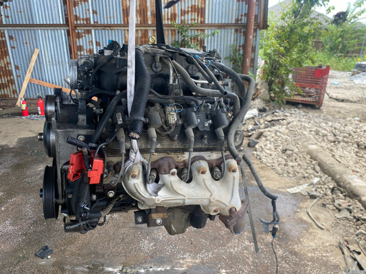 2002-2004 Chevrolet Tahoe - 5.3 L Engine -# M17447