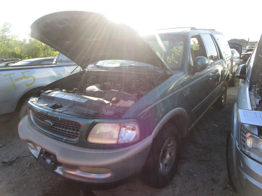 2/2 1997 - 2002 Ford Expedition | All Parts G - Z | SKU #:16468 CT-18