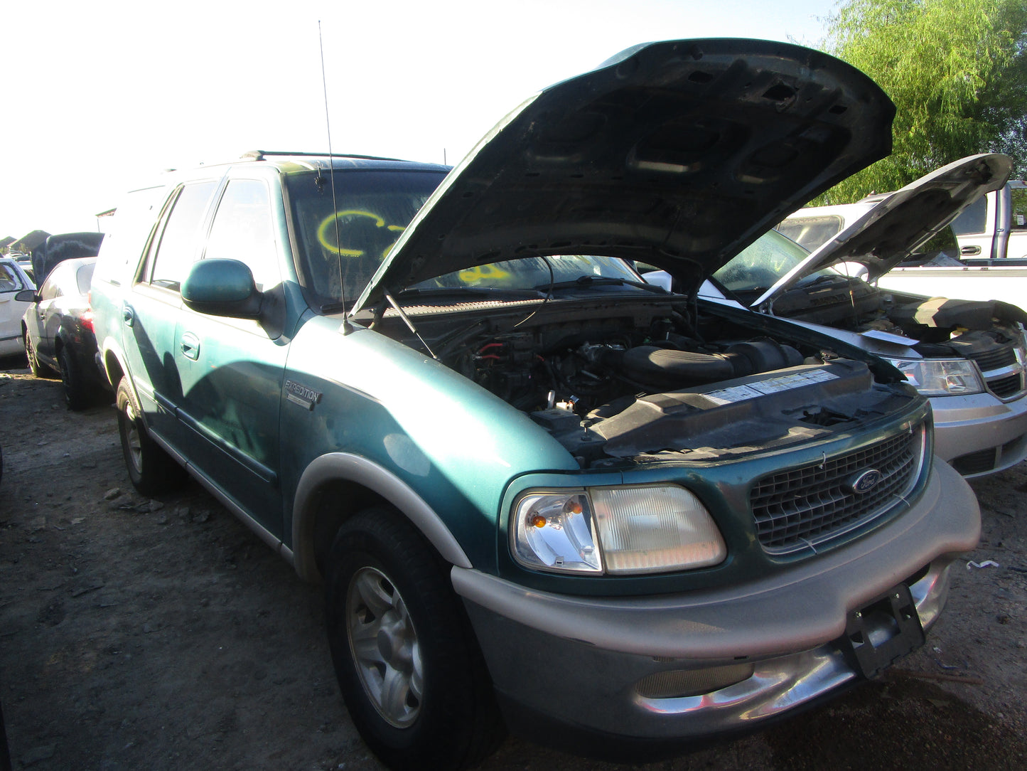 1/2 1997 - 2002 Ford Expedition | All Parts A - F | SKU #:16468 CT-18