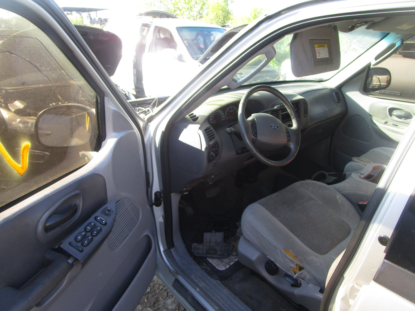 2/2 1997 - 2003 Ford F150 | All Parts G - Z | SKU #: 16465 CT-15