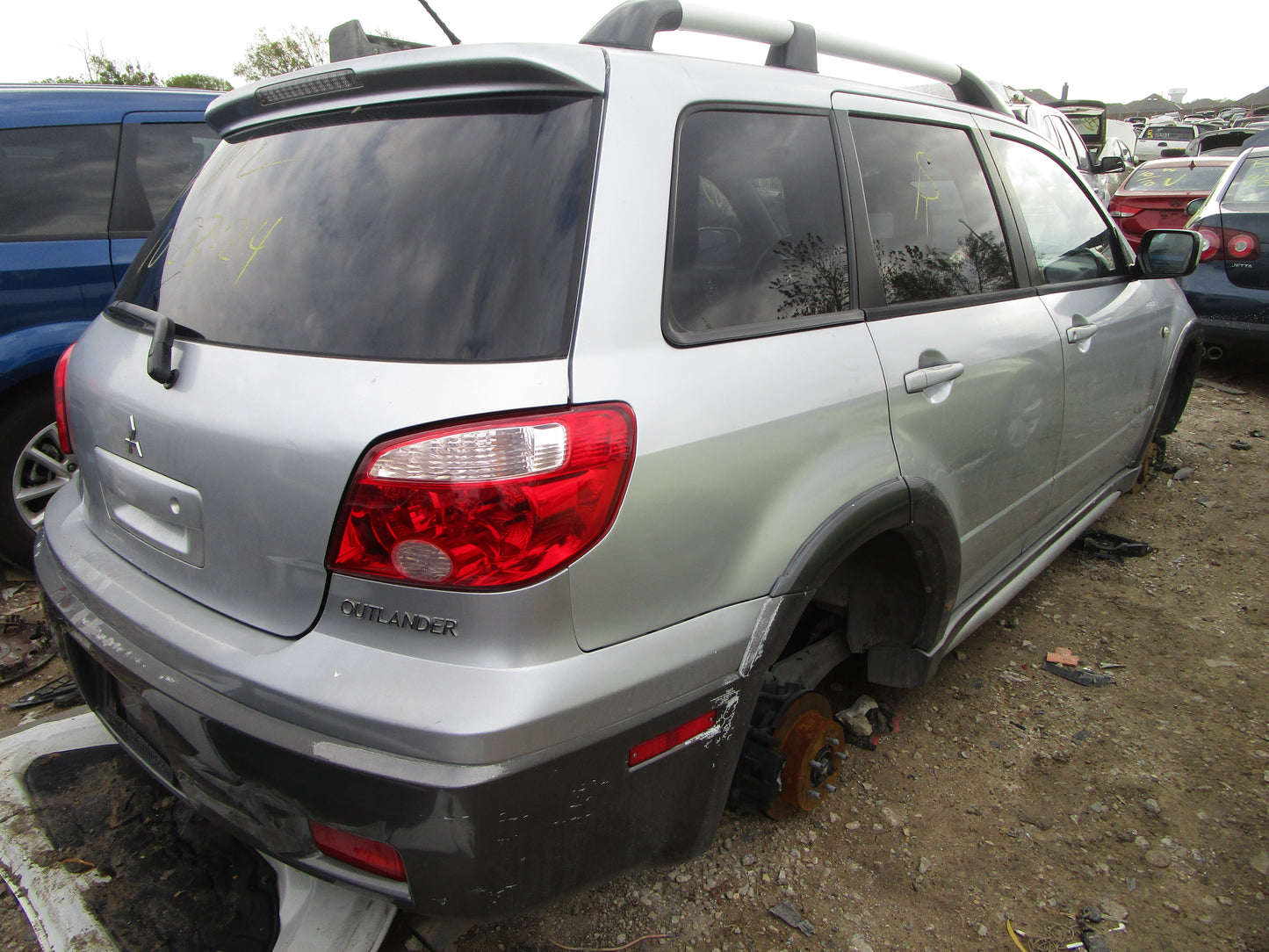 2/2 2003 - 2006 Mitsubishi Outlander | All Parts G - Z | SKU #: 16592 CG-2