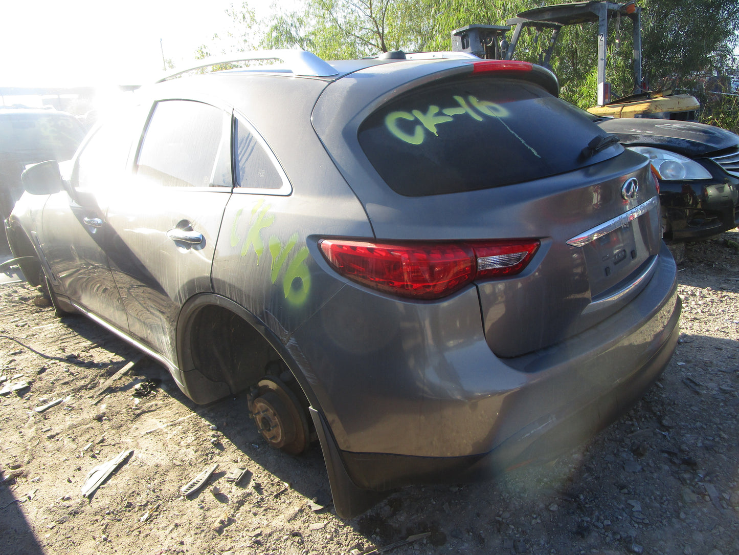 2/2 2009 - 2011 Infiniti FX35 | All Parts G - Z | SKU #: 16686 CK-16