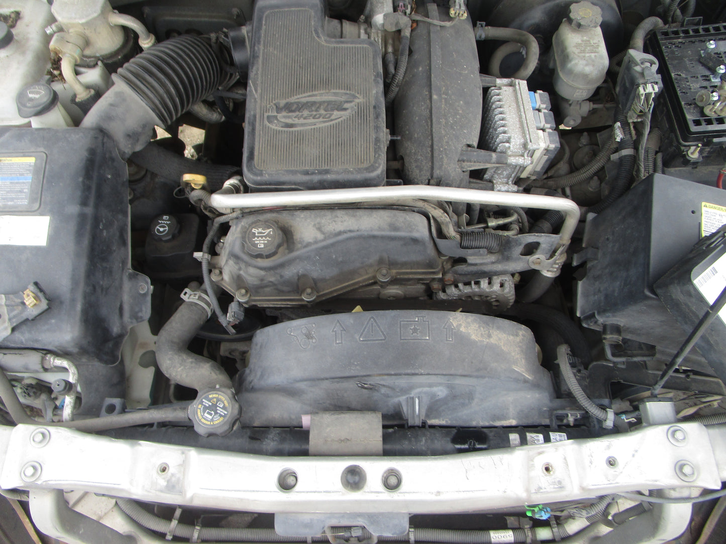 2003 CHEVY TRAILBLAZER - AUTOMATIC TRANSMISSION - # 15971