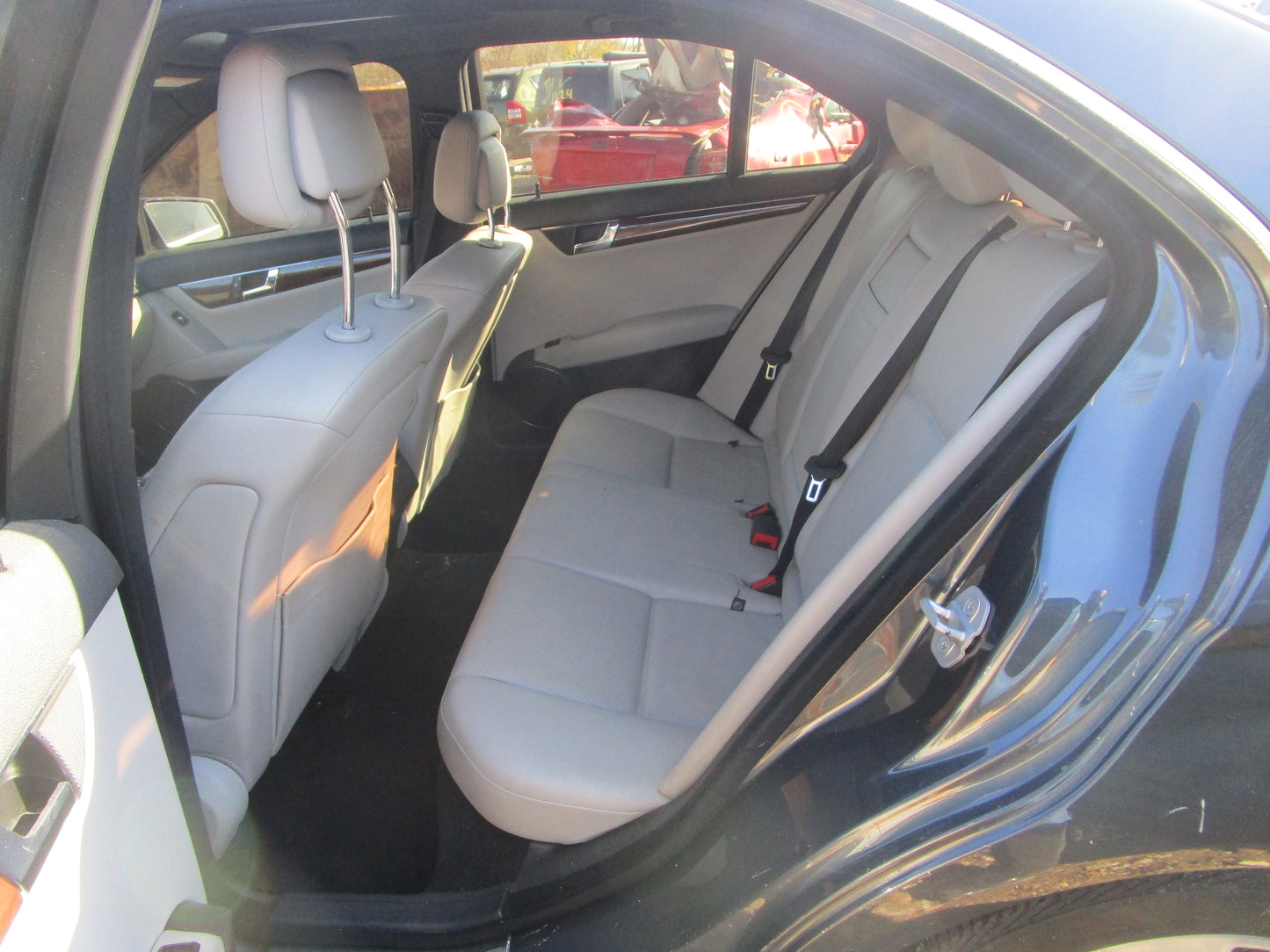 2/2 2008 - 2015 Mercedes C300 | All Parts G - Z | SKU #:16705 CL-15