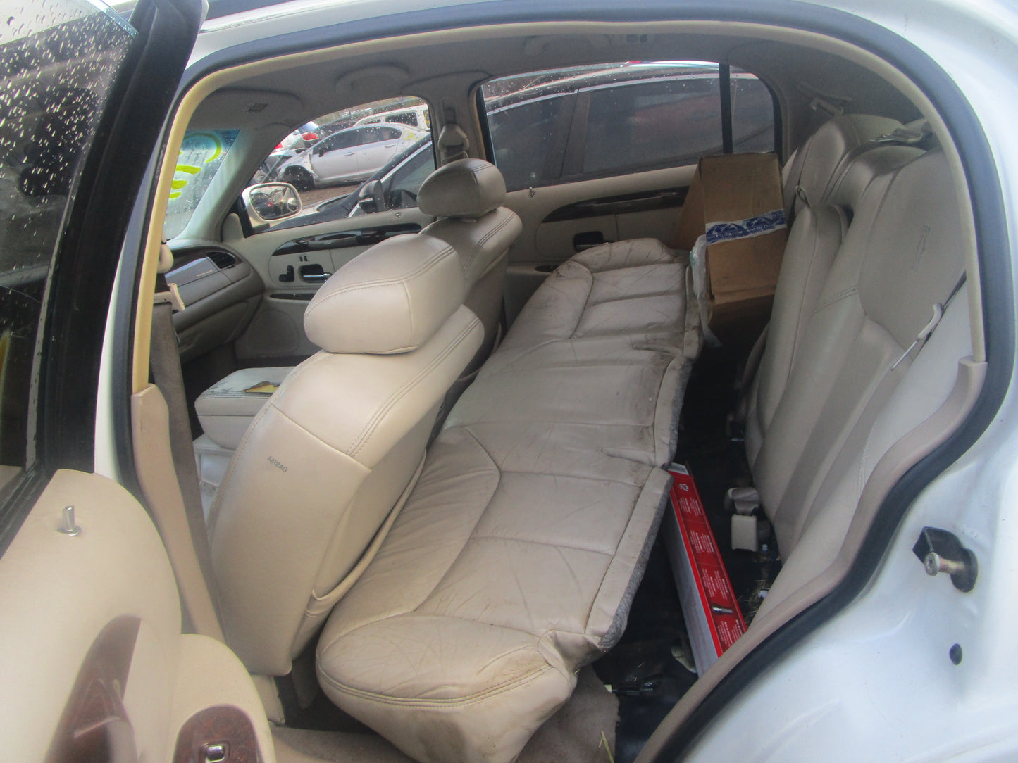 2/2 1998 - 2002 Lincoln Town Car | All Parts G - Z | SKU #: 16725 CM-15