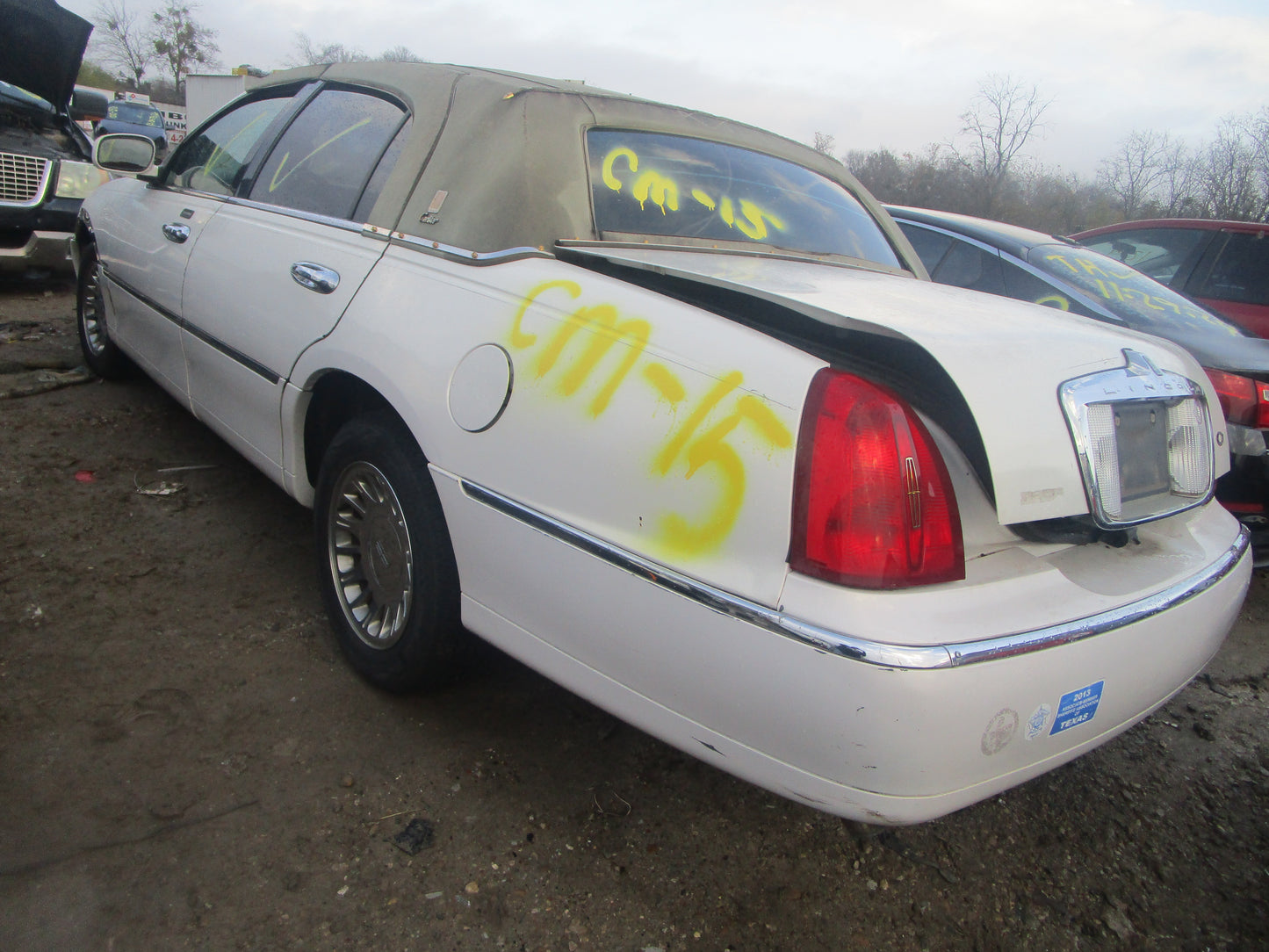 2/2 1998 - 2002 Lincoln Town Car | All Parts G - Z | SKU #: 16725 CM-15
