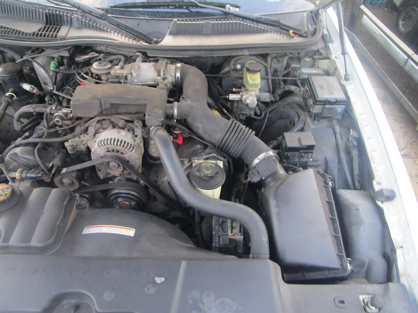 2/2 1998 - 2002 Lincoln Town Car | All Parts G - Z | SKU #: 16725 CM-15