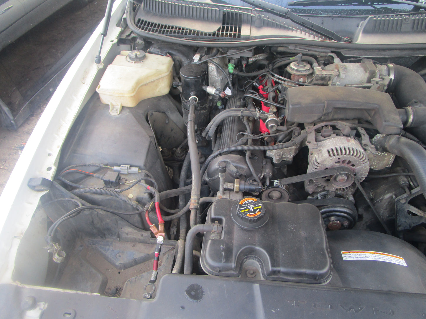 2/2 1998 - 2002 Lincoln Town Car | All Parts G - Z | SKU #: 16725 CM-15