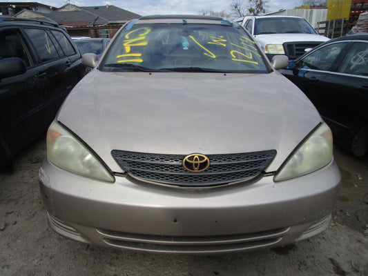 1/2 2002 - 2006 Toyota Camry  XLE | All Parts A - F | SKU #:16741 CN-11