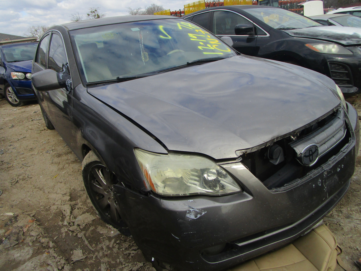 1/2 2005 - 2010 Toyota Avalon XLS | All Parts A - F | SKU #:16737 CN-7