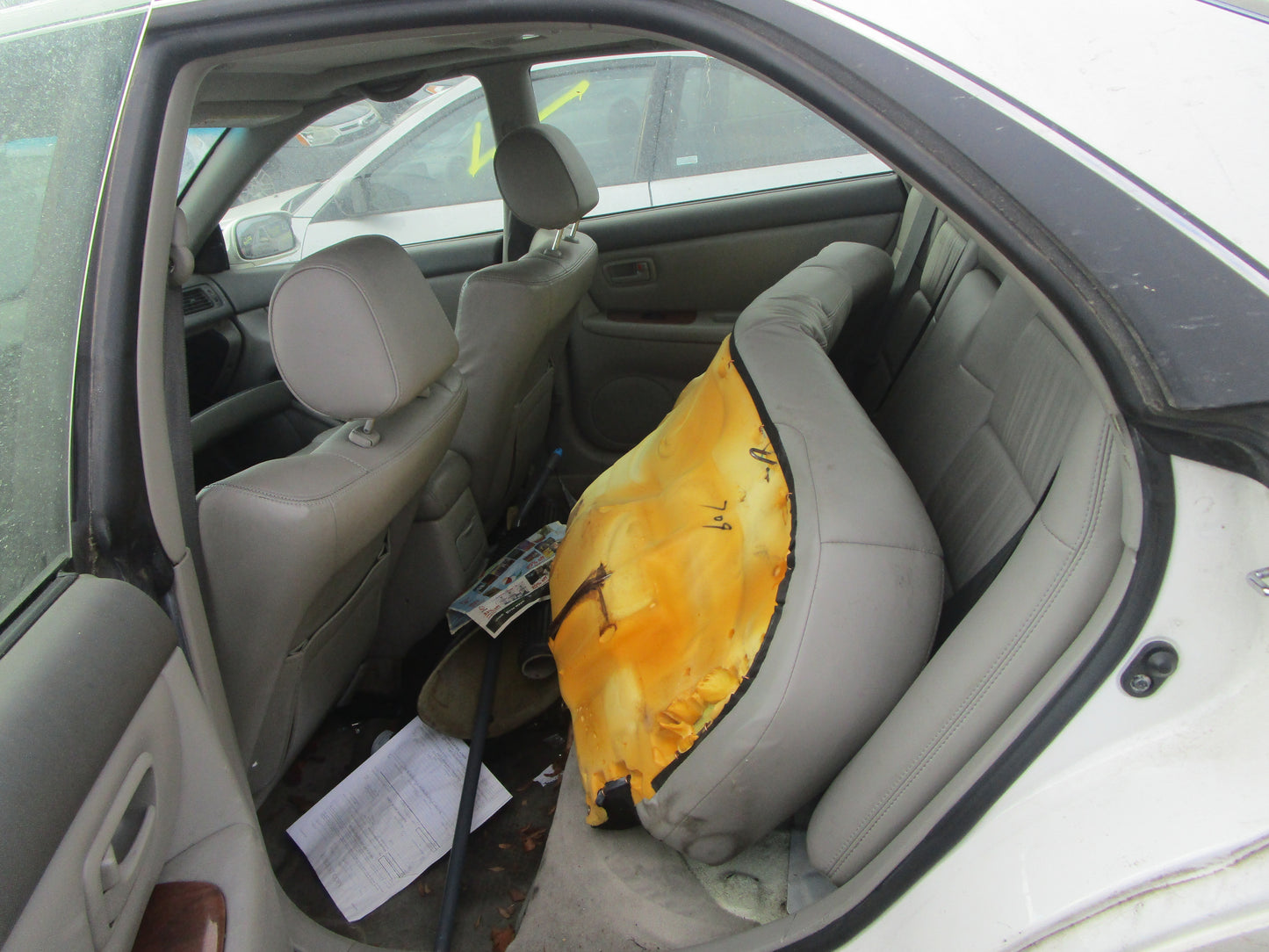 2/2 1997 - 2001  Lexus ES300  | All Parts G - Z | SKU #:16750 CN-20