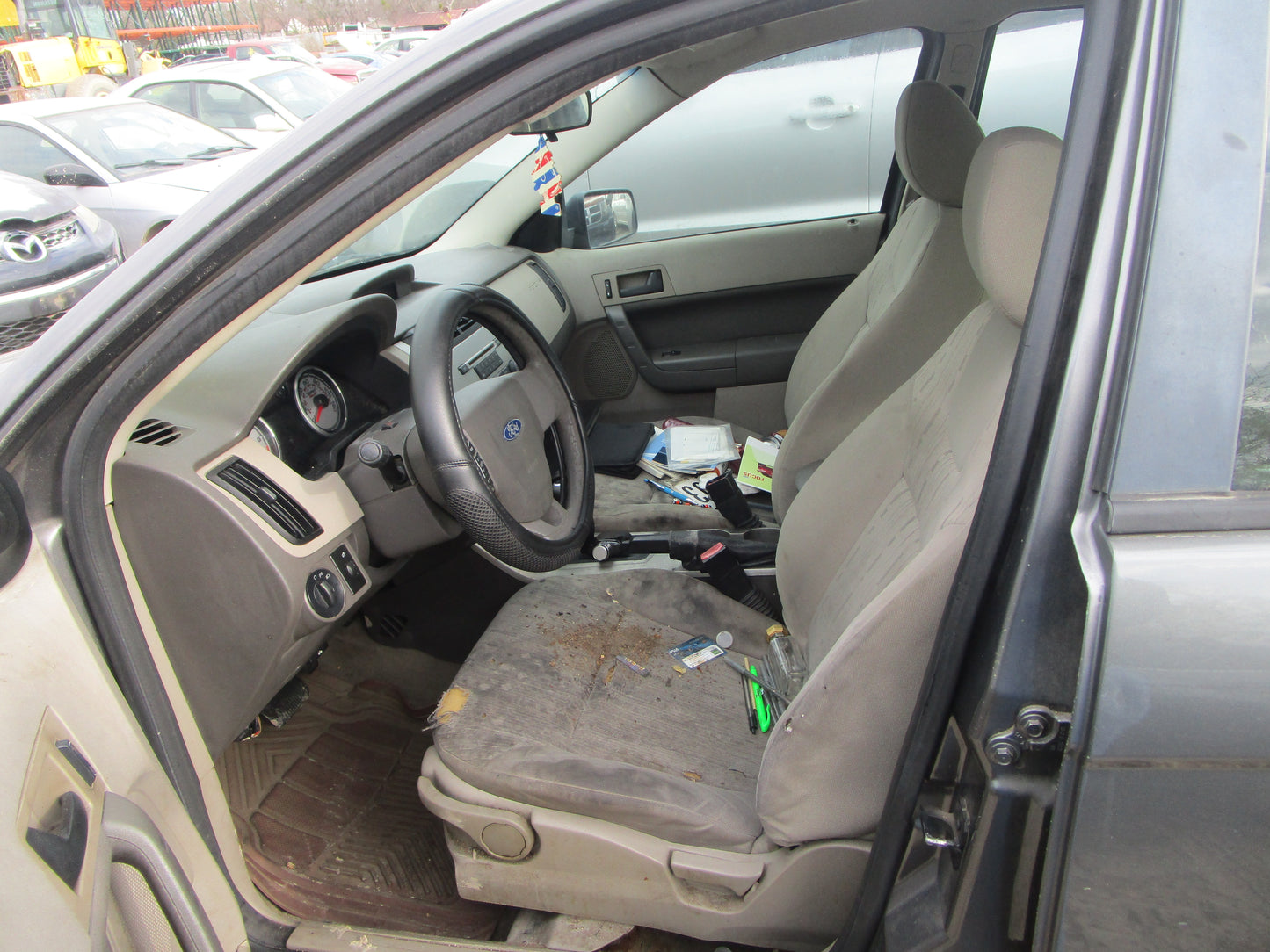 1/2 2008 - 2011 Ford Focus  SE  | All Parts A - F | SKU #:16747 CN-17