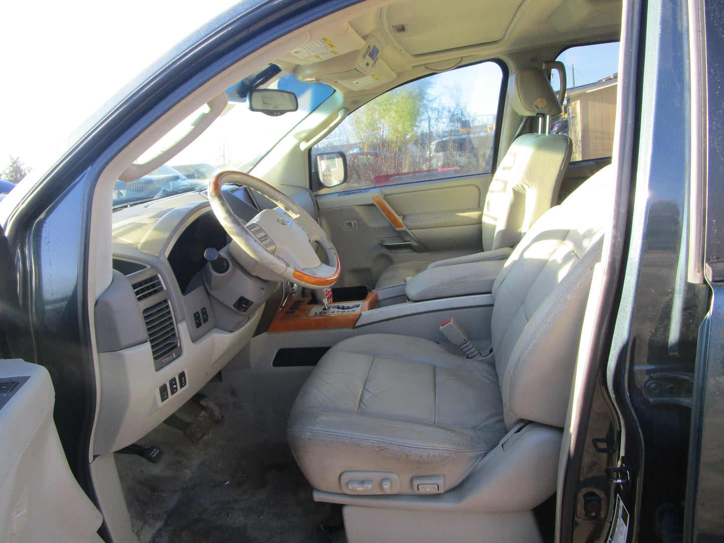 1/2 2004 - 2009 Infiniti QX56  | All Parts A - F | SKU #:16761 CO-11