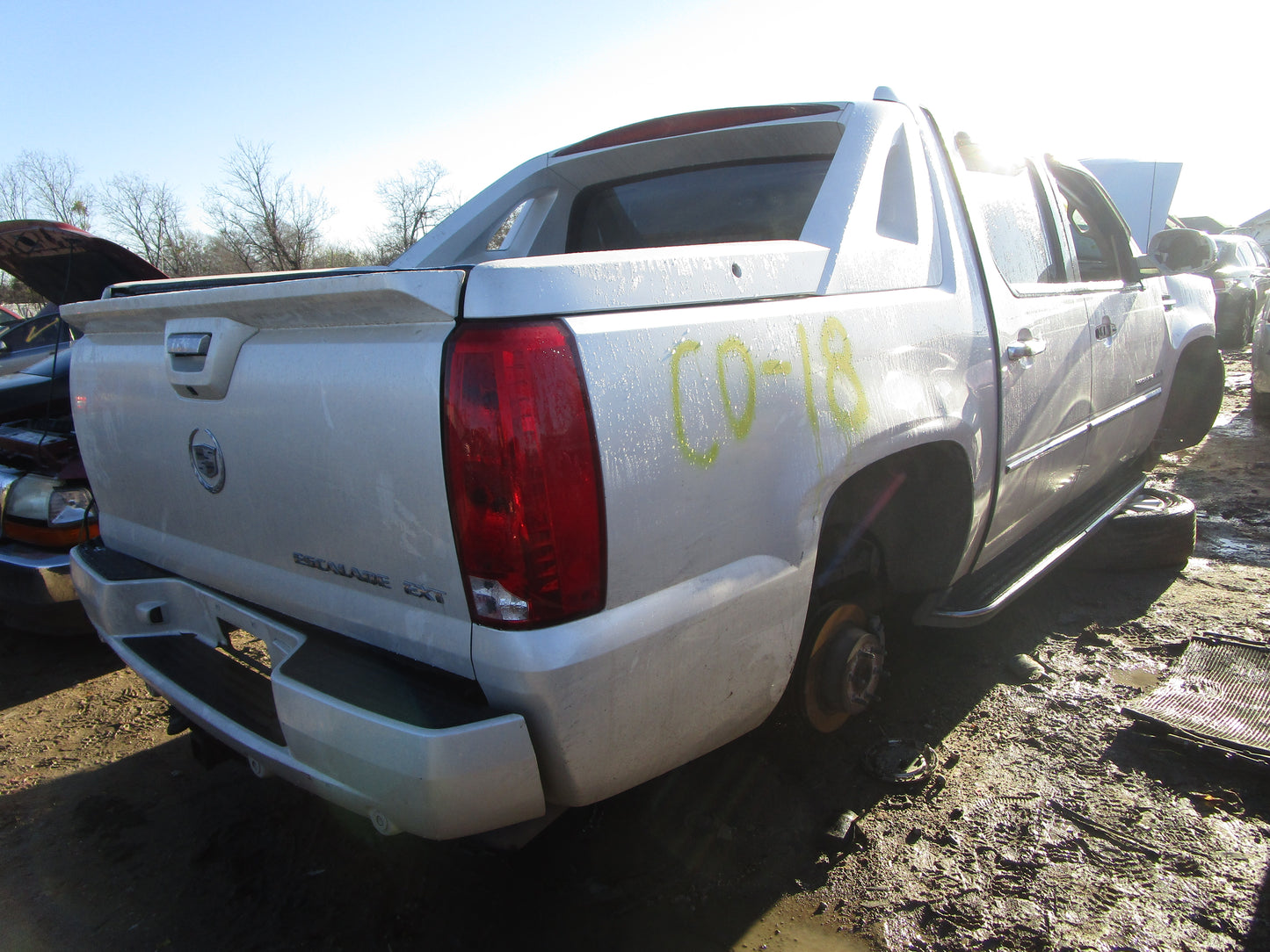 2/2 2007 - 2014 Cadillac Escalade | All Parts G - Z | SKU #: 16768 CO-18