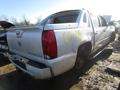 2/2 2007 - 2014 Cadillac Escalade | All Parts G - Z | SKU #: 16768 CO-18
