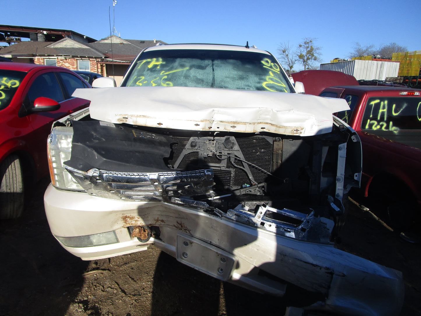 2/2 2007 - 2014 Cadillac Escalade | All Parts G - Z | SKU #: 16768 CO-18