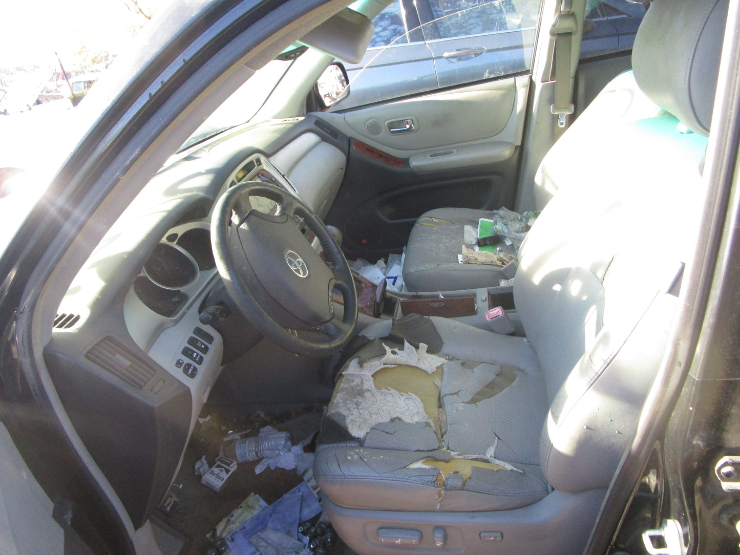 1/2 2004 - 2007 Toyota Highlander HYBRID | All Parts A - F | SKU #:16752 CO-2