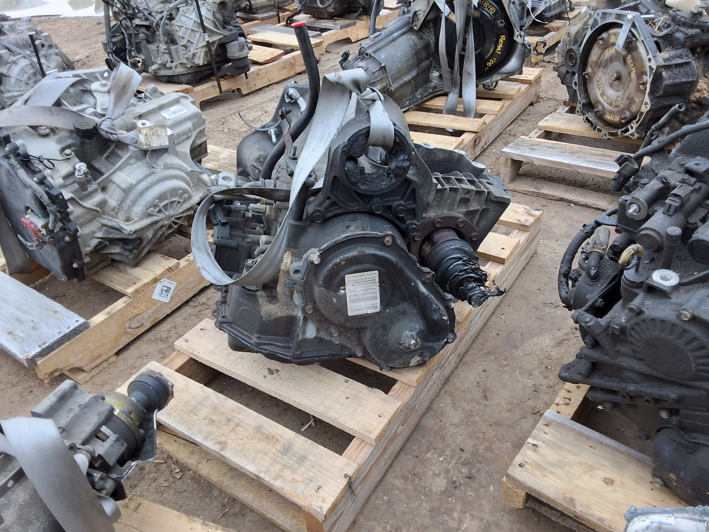 2005-2006 DODGE CARAVAN- AUTOMATIC TRANSMISSION -#M18022