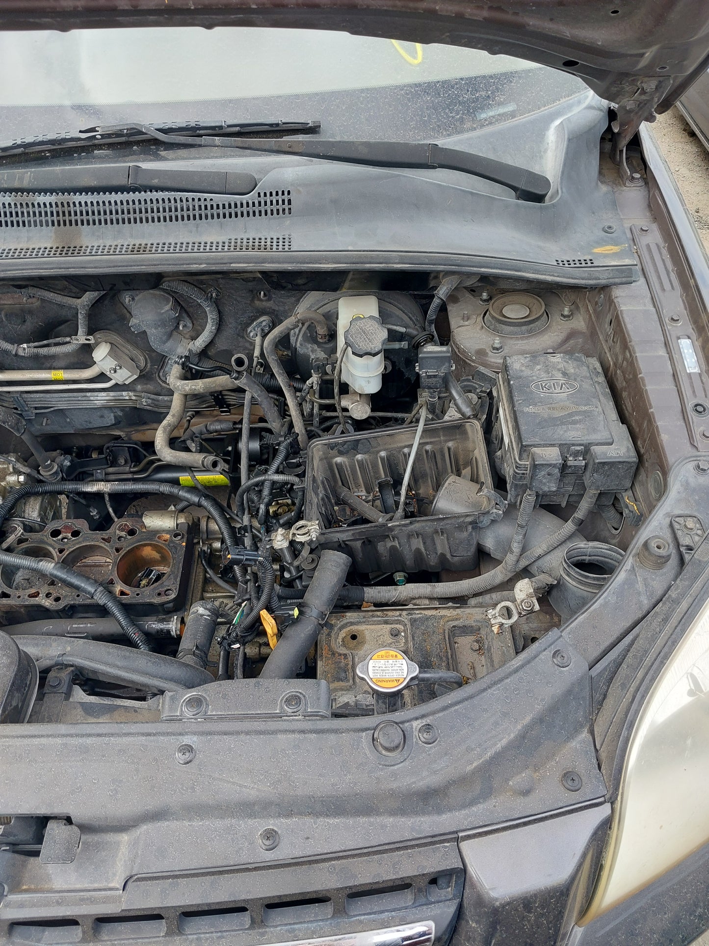 2005-2008 Kia Sportage - Stock #: M18617