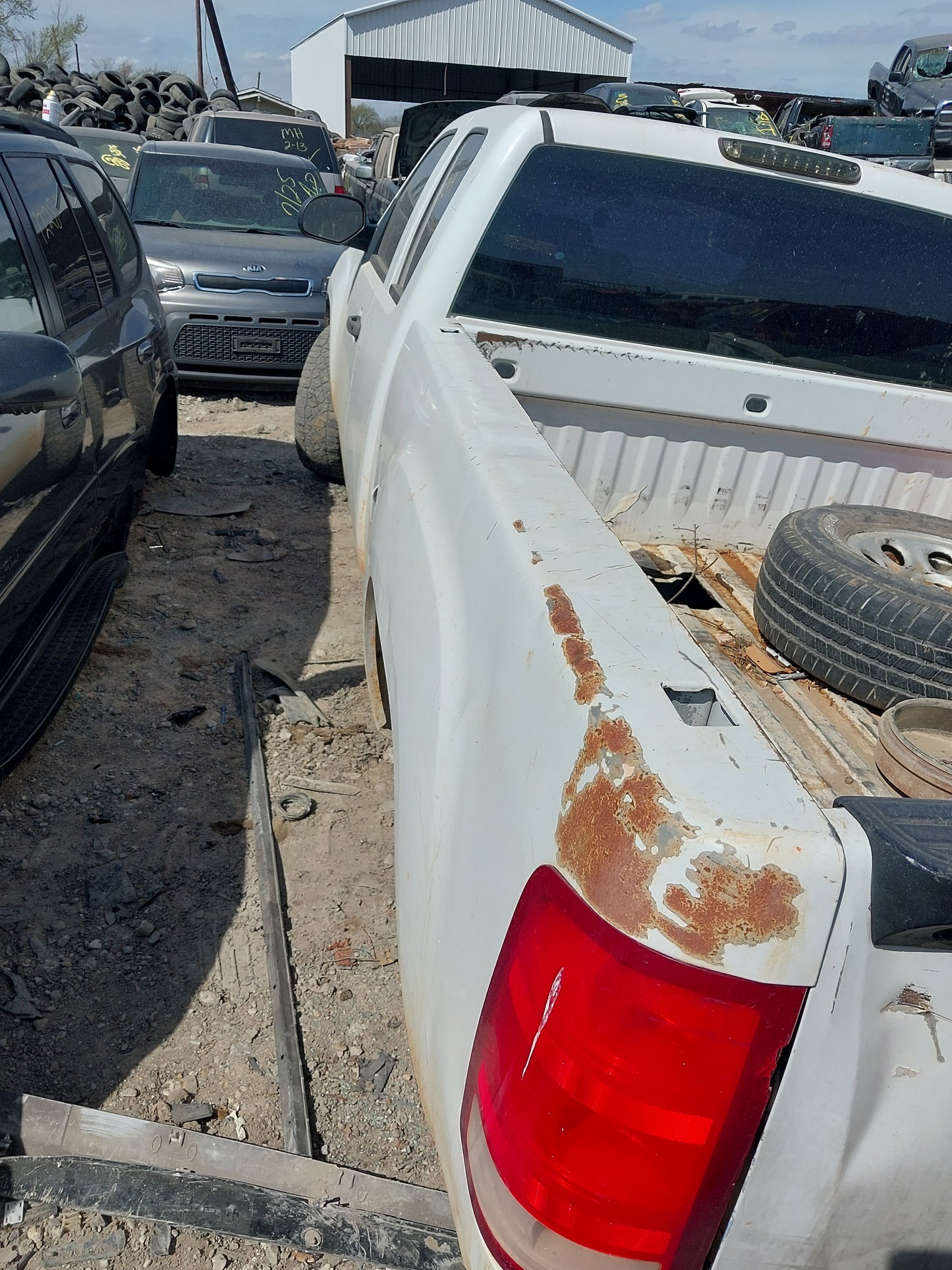 2007-2014 GMC SIERRA 1500- PARTING OUT- MK-18 # M18608