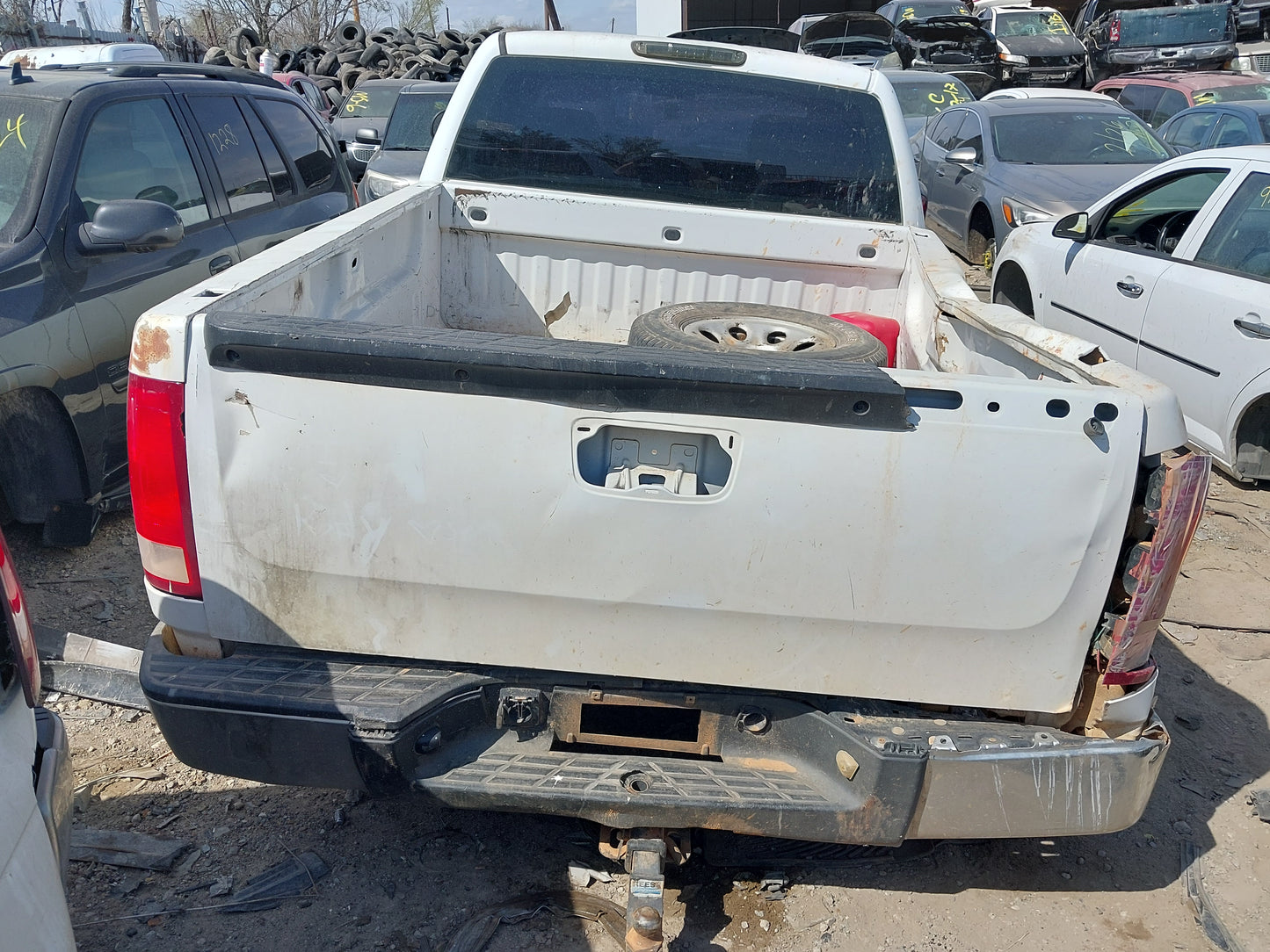 2007-2014 GMC SIERRA 1500- PARTING OUT- MK-18 # M18608