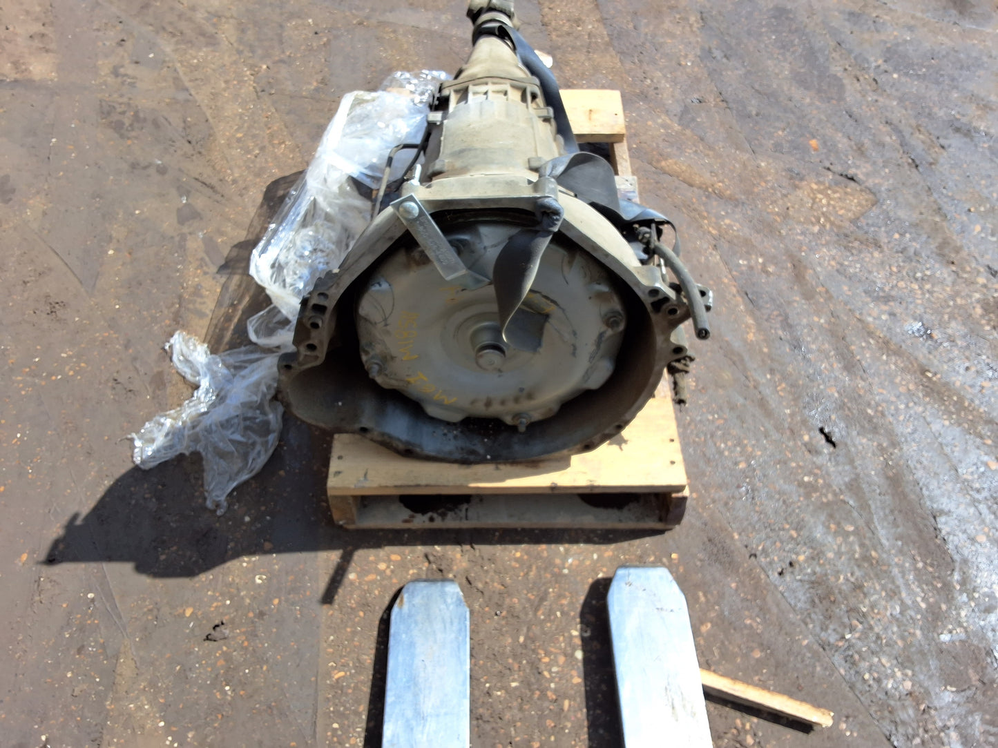 1992-1994 FORD E-250- AUTOMATIC TRANSMISSION -#M18511