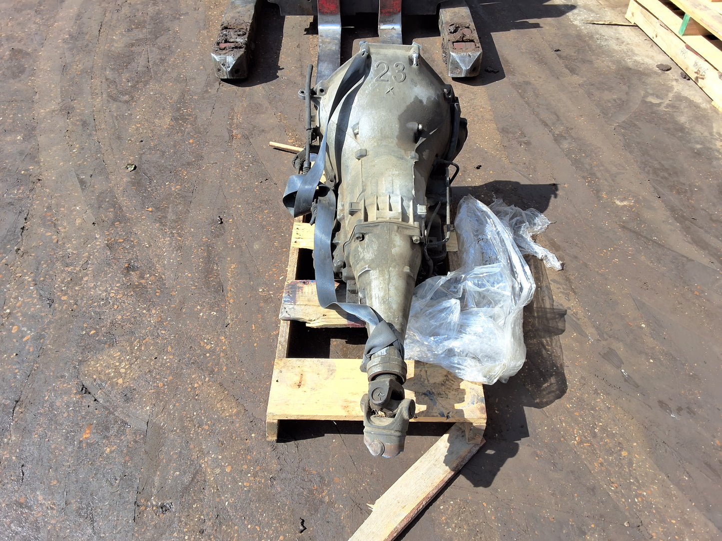 1992-1994 FORD E-250- AUTOMATIC TRANSMISSION -#M18511
