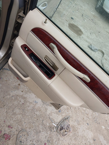 2005 LINCOLN TOWN CAR - STOCK #M18633
