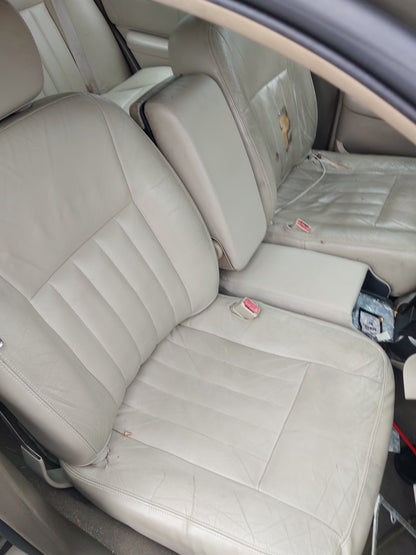 2005 LINCOLN TOWN CAR - STOCK #M18633
