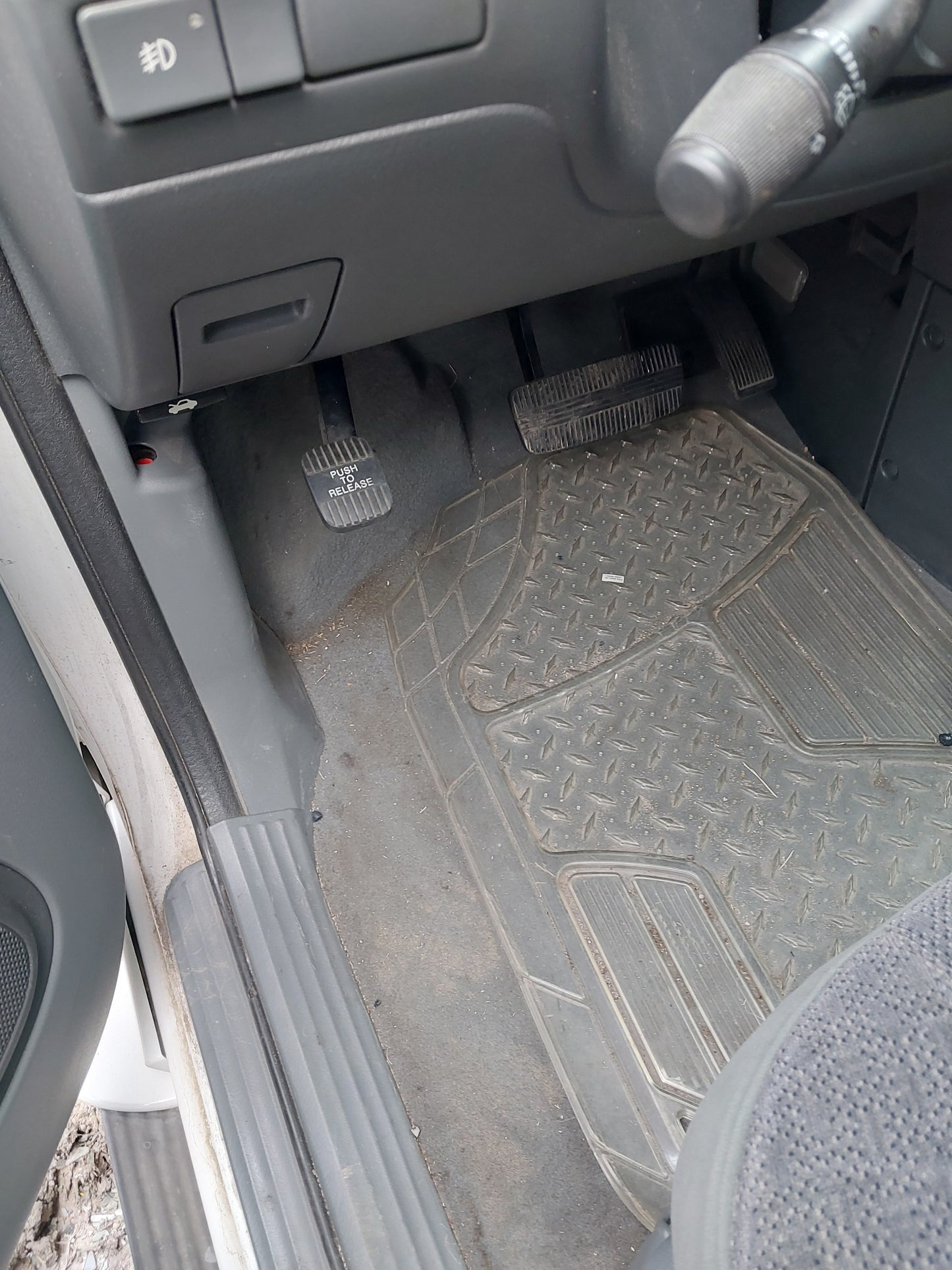 2000 - 2003 Nissan Quest - Stock #: M18630 ML-20