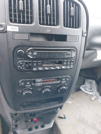 2004 Dodge Grand Caravan - Stock #: M18622 - ML-12