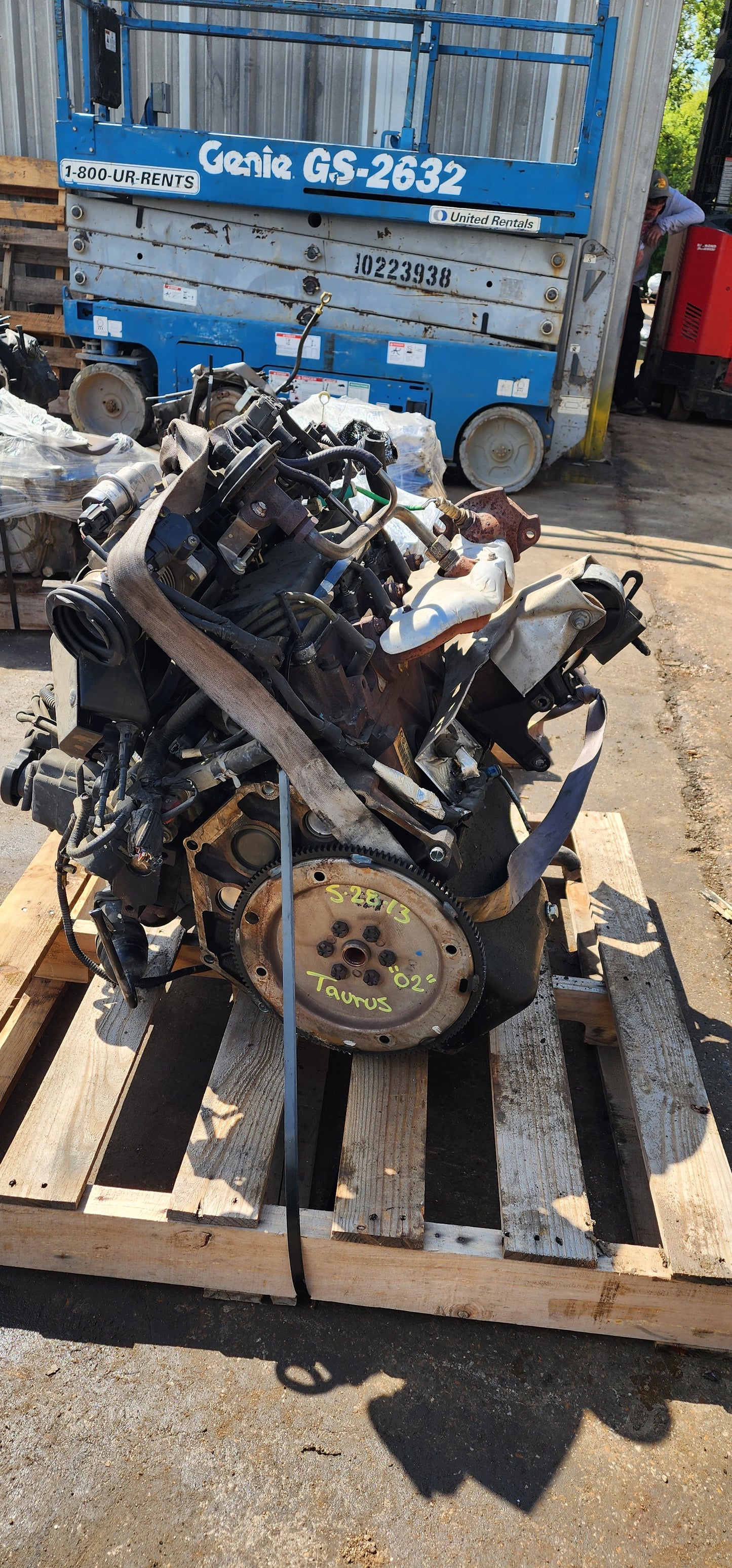 2000-2002 FORD TAURUS - 3.0 L Engine -#M-S-28-13