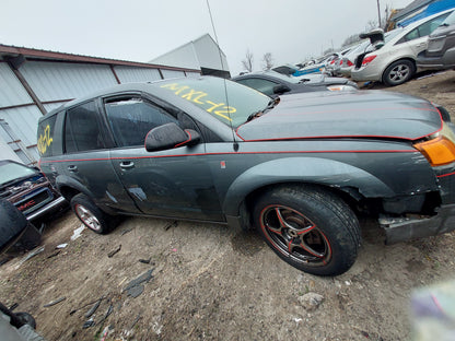 2005 Saturn Vue - Stock #: M18302 - MXL-12