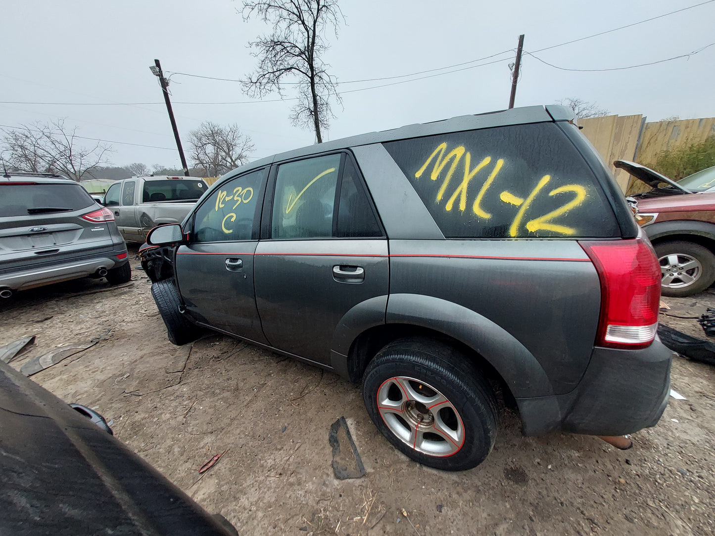 2005 Saturn Vue - Stock #: M18302 - MXL-12