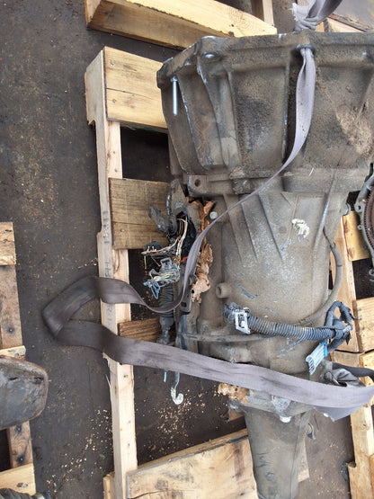 1999-2000 GMC SUBURBAN  -  AUTOMATIC TRANSMISSION - #MS0609