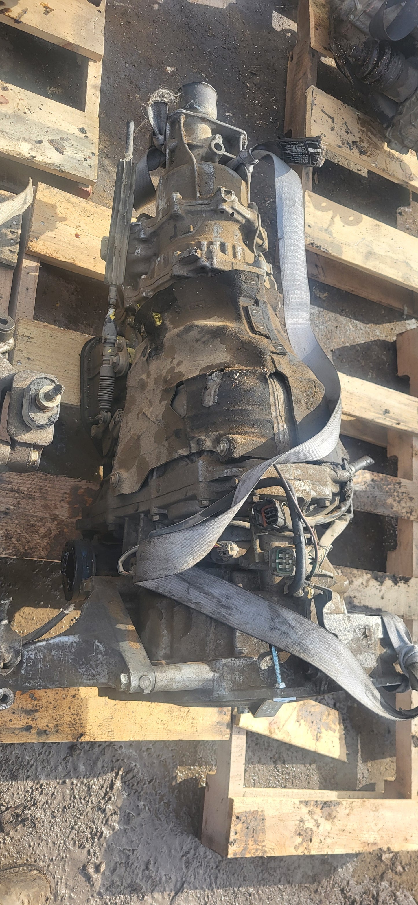 2010 SUBARU LEGACY  -  AUTOMATIC TRANSMISSION - #M18603
