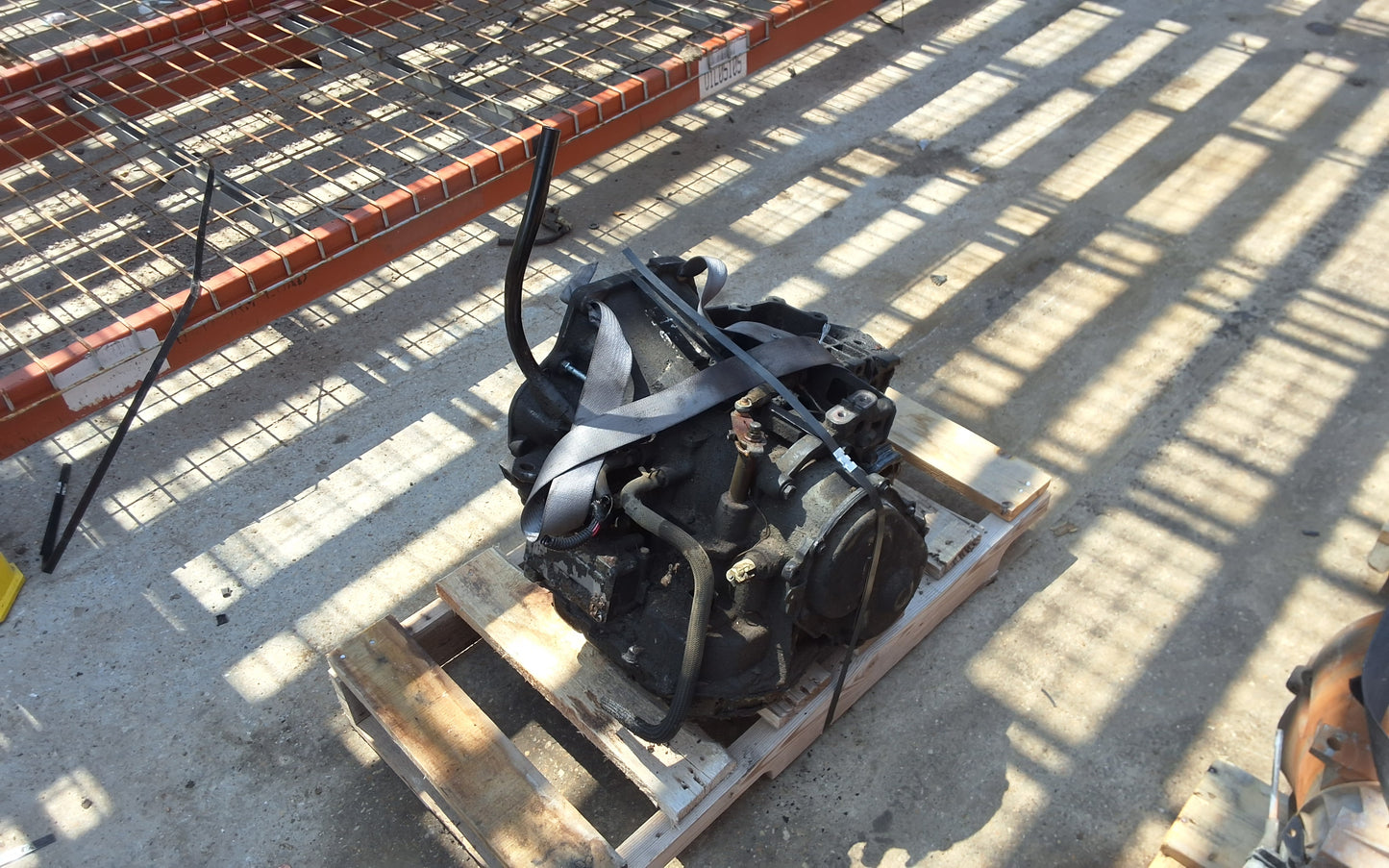 2001-2005 CHRYSLER PT CRUISER - AUTO TRANSMISSION - #M17413