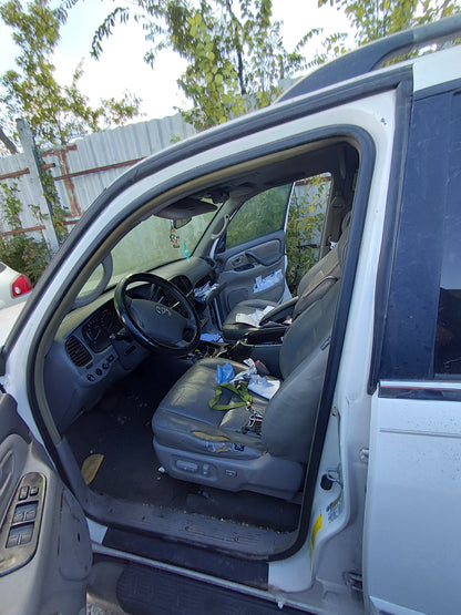 1/2 2001-2007 Toyota Sequoia | All Parts A - F | SKU #: M17817